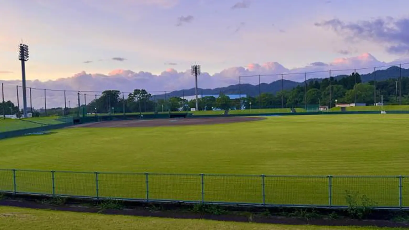 プロ野球のトライアウトとは？参加者や2026年の日程、放送予定を解説