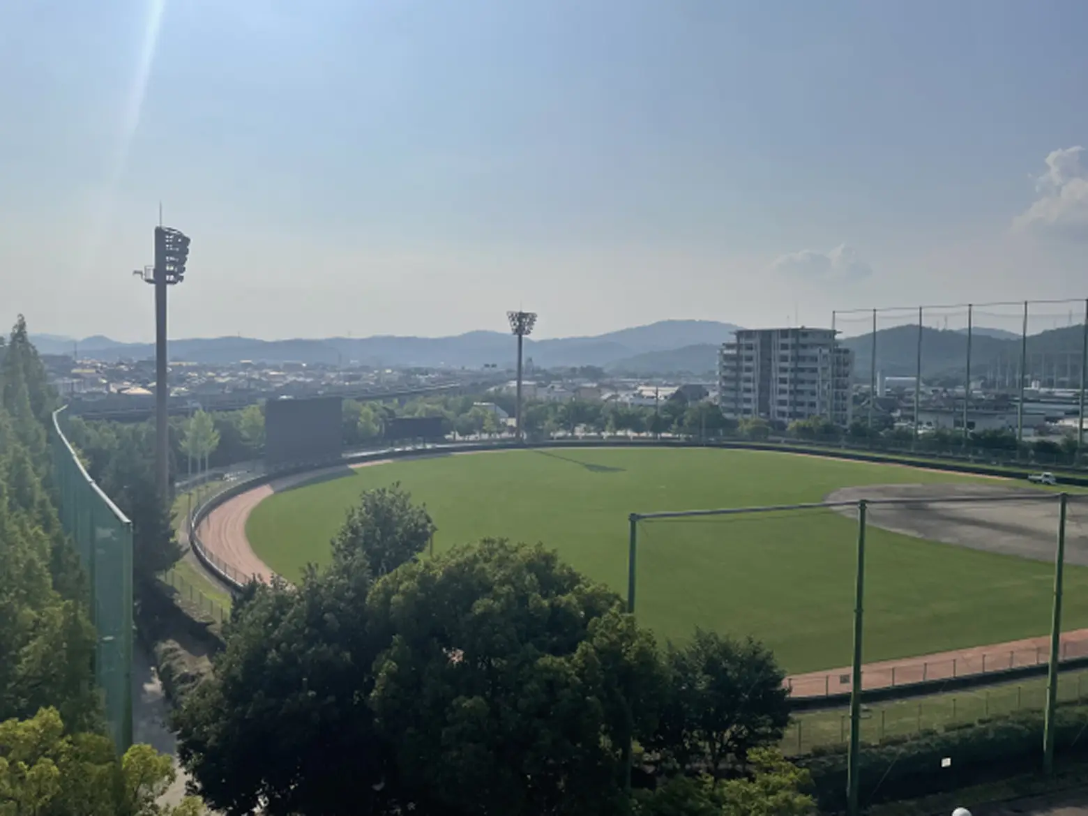 野球場を見下ろす風景